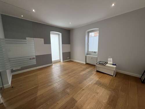 Foto - Büro in Wiesbaden 1.998,00 € 125 m²