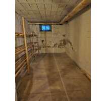 Halle in Frankfurt am Main 140,00 € 14 m²