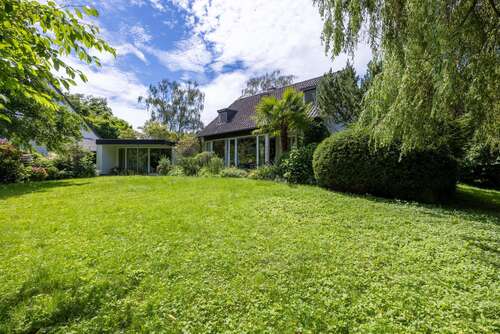 Foto - Haus zum Kaufen in Neuss 875.000,00 € 133 m²