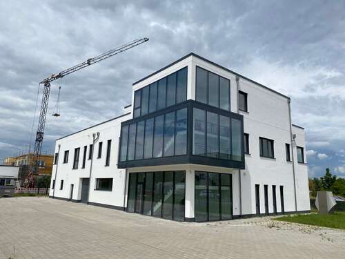 Foto - Halle in Landau 3.040,00 € 400 m²