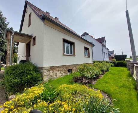Foto - Haus zum Kaufen in Braunsbedra 159.000,00 € 95 m²