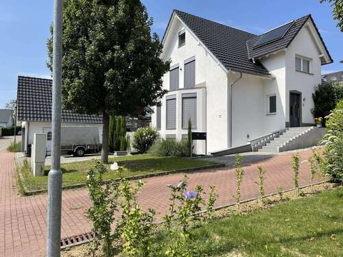 Foto - Haus zum Kaufen in Müllheim 985.000,00 € 268 m²