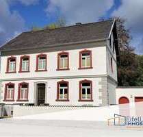 Haus zum Mieten in Hellenthal 1.450,00 € 160 m²