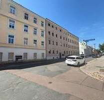 Wohnung zum Mieten in Halle 1.050,00 € 98 m²