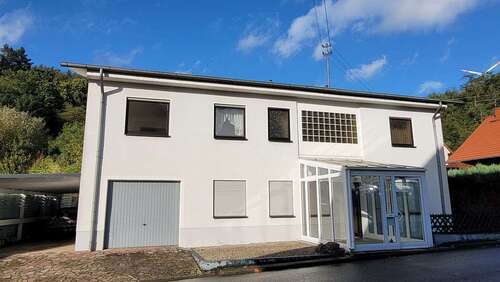 Foto - Haus zum Kaufen in Idar-Oberstein Mittelbollenbach 169.000,00 € 195 m²