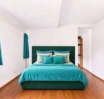 Haus zum Kaufen in Kirchentellinsfurt 749.000,00 € 217 m²