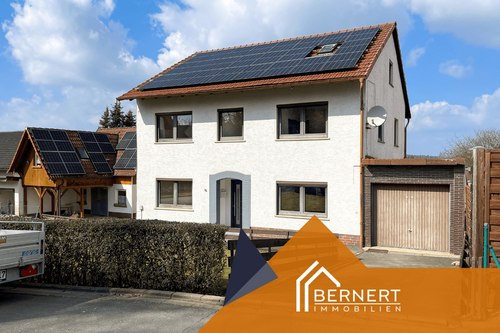 Foto - Haus zum Kaufen in Schneckenlohe 229.000,00 € 185 m²