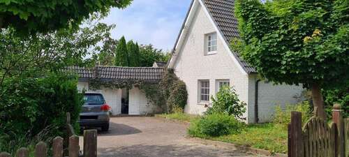 Foto - Haus zum Mieten in Rellingen 1.850,00 € 135 m²