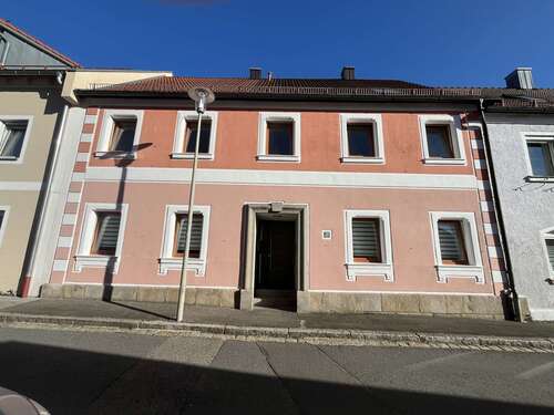 Foto - Haus zum Kaufen in Oberviechtach 335.000,00 € 238.56 m²