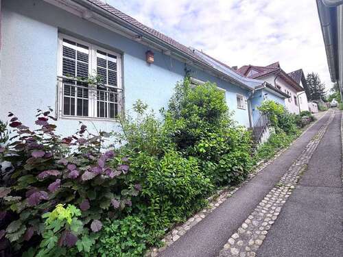 Foto - Haus zum Kaufen in Ebringen 439.000,00 € 196 m²