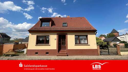 Foto - Haus zum Kaufen in Staßfurt 79.000,00 € 110 m²