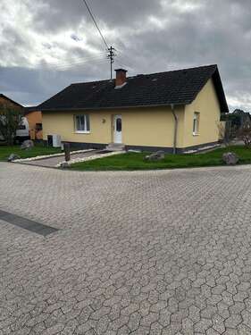 Foto - Haus zum Mieten in Brohl-Lützing 1.200,00 € 113 m²