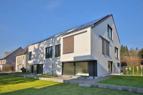 Foto - Haus zum Kaufen in Korntal 1.295.000,00 € 208 m²