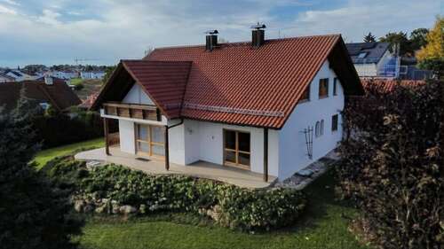 Foto - Haus zum Kaufen in Gaimersheim 849.000,00 € 177.19 m²