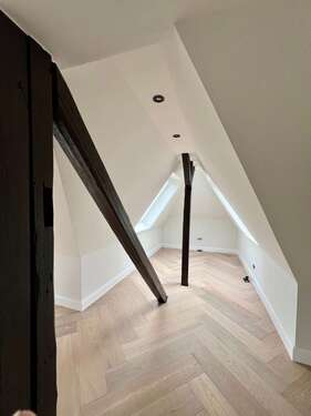 Foto - Wohnung zum Kaufen in Düsseldorf 689.000,00 € 106.5 m²
