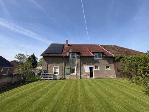 Foto - Haus zum Kaufen in Döhren 165.000,00 € 168 m²