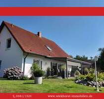 Haus zum Kaufen in Hennstedt 480.000,00 € 130.05 m²