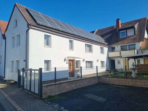 Foto - Haus zum Kaufen in Schöneck Büdesheim 400.000,00 € 261 m²