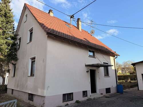 Foto - Haus zum Kaufen in Asperg 480.000,00 € 116.71 m²