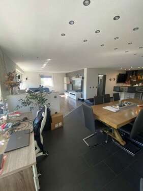 Foto - Wohnung zum Kaufen in Blumberg 219.000,00 € 131.7 m²