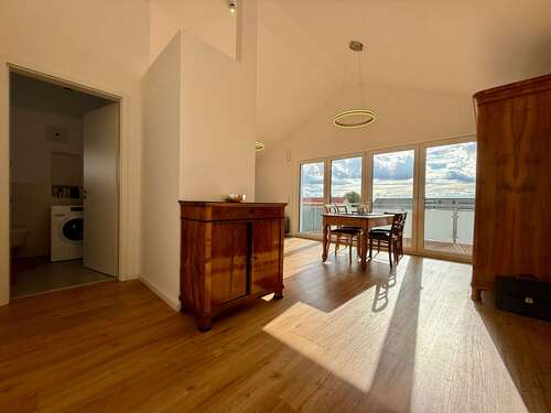 Foto - Wohnung zum Mieten in Neufarn 1.390,00 € 72.17 m²