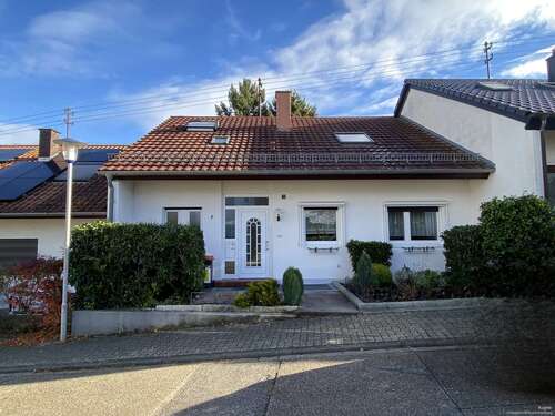 Foto - Haus zum Kaufen in Karlsruhe Grünwettersbach 454.000,00 € 170 m²