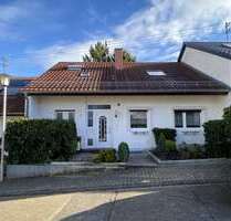 Haus zum Kaufen in Karlsruhe Grünwettersbach 529.000,00 € 170 m² - Karlsruhe / Grünwettersbach