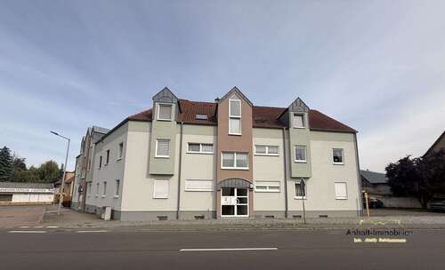 Foto - Wohnung zum Mieten in Bitterfeld-Wolfen OT Wolfen 450,00 € 62.8 m²