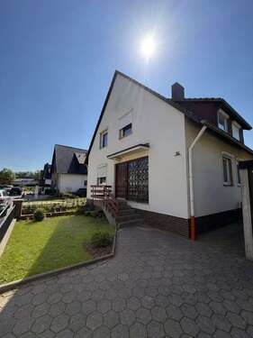 Foto - Haus zum Kaufen in Sehnde- Höver 399.000,00 € 149 m²