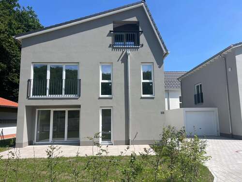 Foto - Haus zum Kaufen in Traunstein 1.098.900,00 € 178 m²