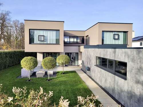 Foto - Haus zum Kaufen in Thannhausen 990.000,00 € 216.38 m²