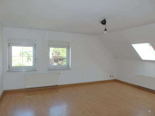 Foto - Wohnung zum Mieten in Roßwein 299,00 € 75 m²