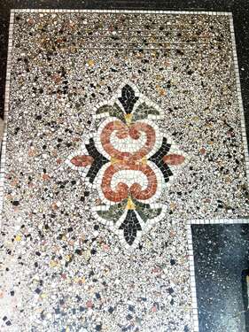 Foto - Haus zum Kaufen in Frankfurt 960.000,00 € 300 m²