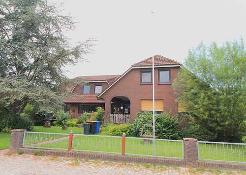 Foto - Haus zum Kaufen in WittmundWillen 279.000,00 € 200 m²