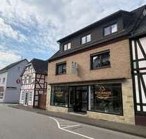 Haus zum Kaufen in Waldbreitbach 379.500,00 € 325 m²