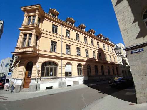 Foto - Wohnung zum Mieten in Halle 595,00 € 59.46 m²