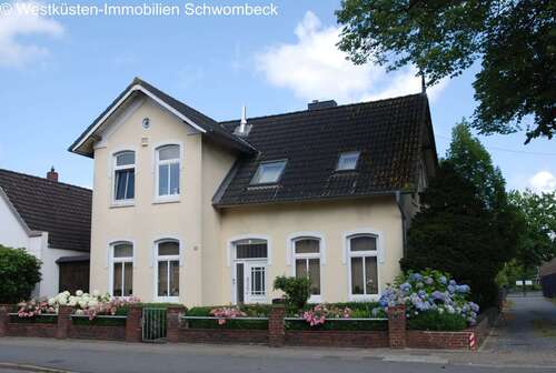 Foto - Wohnung zum Mieten in Heide 1.476,00 € 205 m²