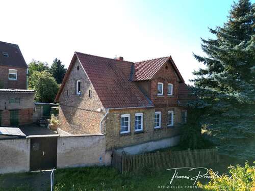 Foto - Haus zum Kaufen in Eilsleben 69.000,00 € 131.04 m²