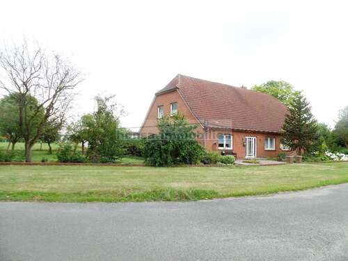 Foto - Haus zum Kaufen in Breddorf 299.000,00 € 204 m²