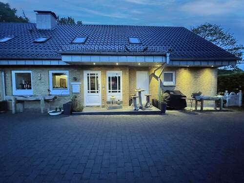 Foto - Haus zum Kaufen in Harrislee 696.000,00 € 250 m²