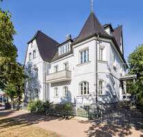 Haus zum Kaufen in Neuendettelsau 1.250.000,00 € 366 m²