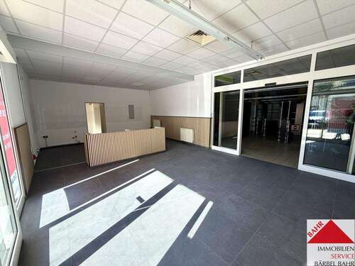 Foto - Einzelhandel in Holzgerlingen 4.790,00 € 973 m²