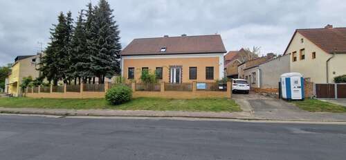 Foto - Haus zum Kaufen in Neuenhagen 300.000,00 € 200 m²
