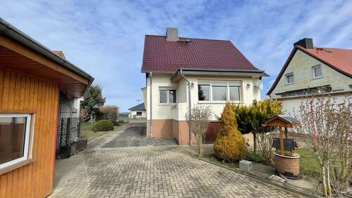 Foto - Haus zum Kaufen in Börde-Hakel 149.000,00 € 100 m²