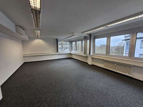 Foto - Büro in Wiesbaden 2.600,00 € 200 m²