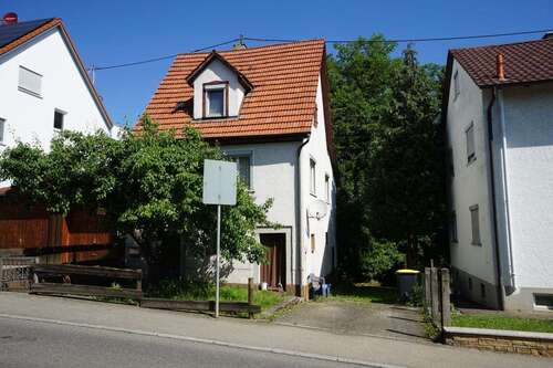 Foto - Haus zum Kaufen in Reutlingen-Sickenhausen 269.000,00 € 77 m²