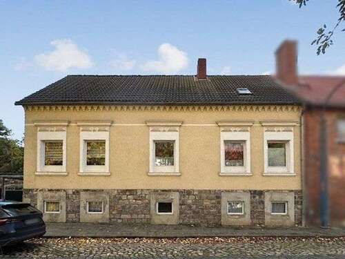 Foto - Haus zum Kaufen in Eilsleben 90.000,00 € 150 m²