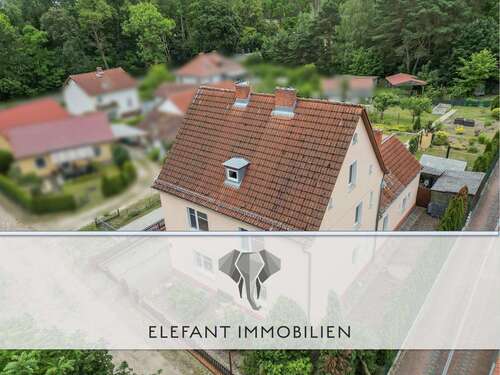 Foto - Haus zum Kaufen in Zossen Neuhof 390.000,00 € 230 m²