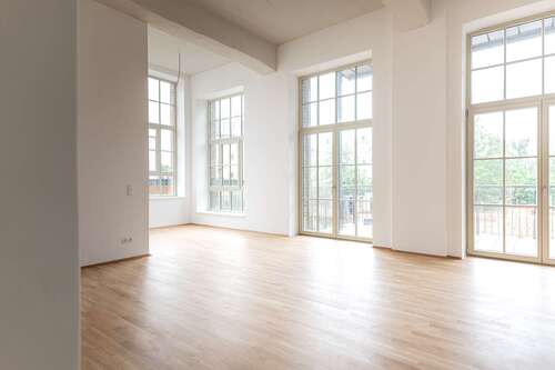 Foto - Wohnung zum Mieten in Chemnitz 1.316,00 € 140 m²