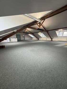 Foto - Büro in Ludwigshafen am Rhein 2.500,00 € 183.23 m²